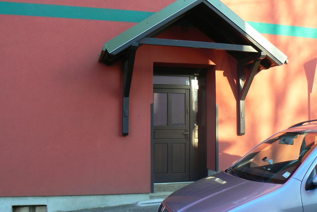 利贝雷茨 纳瓦盆斯旅馆酒店 外观 照片